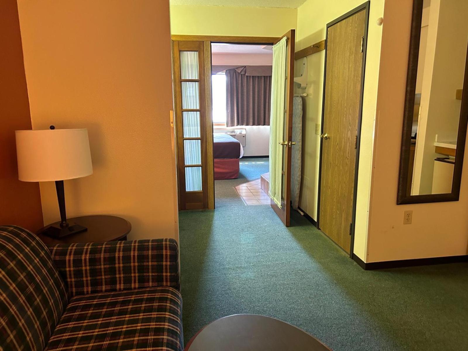 Northwoods Inn & Suites - Blackduck Extérieur photo