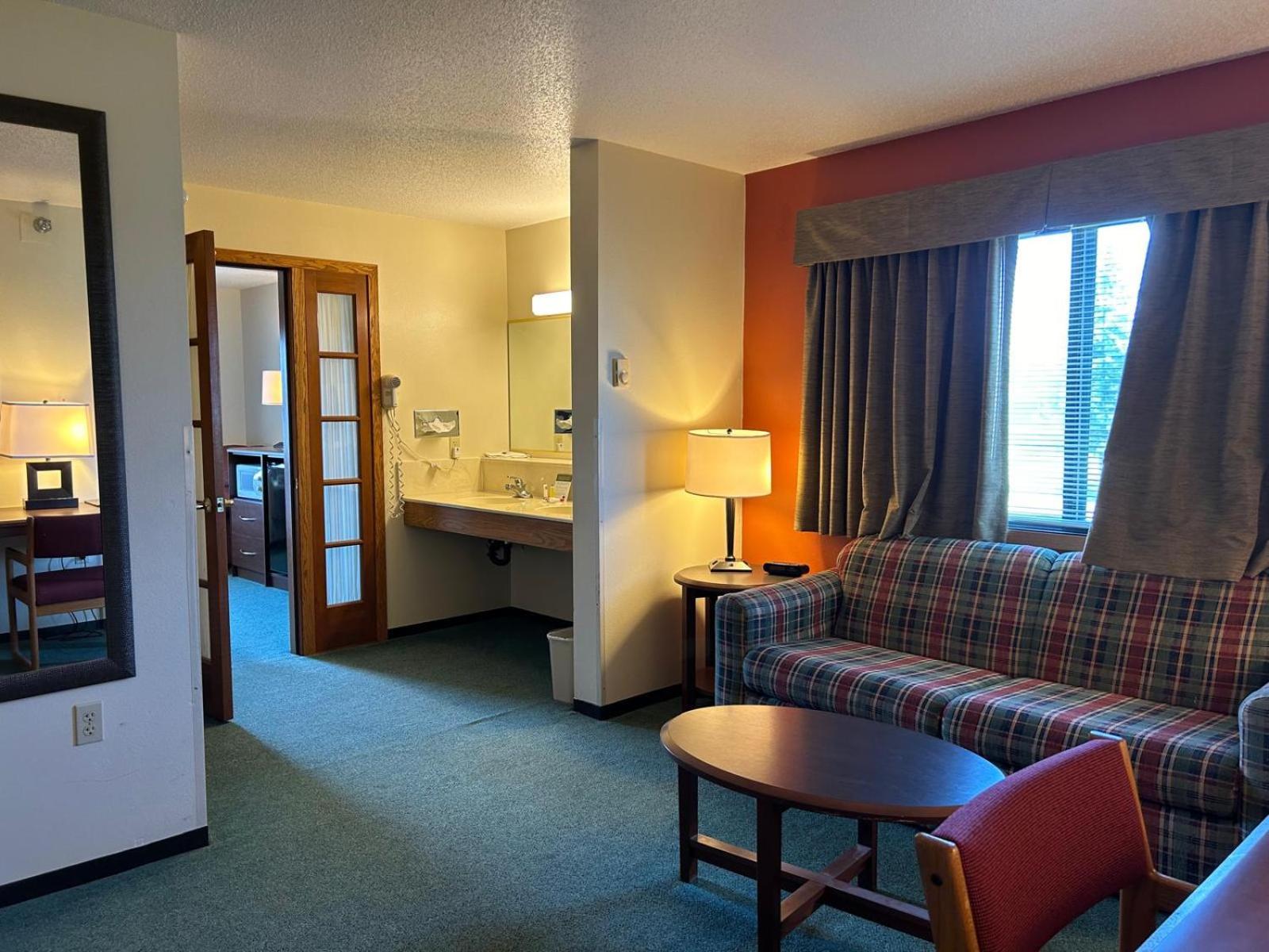 Northwoods Inn & Suites - Blackduck Extérieur photo